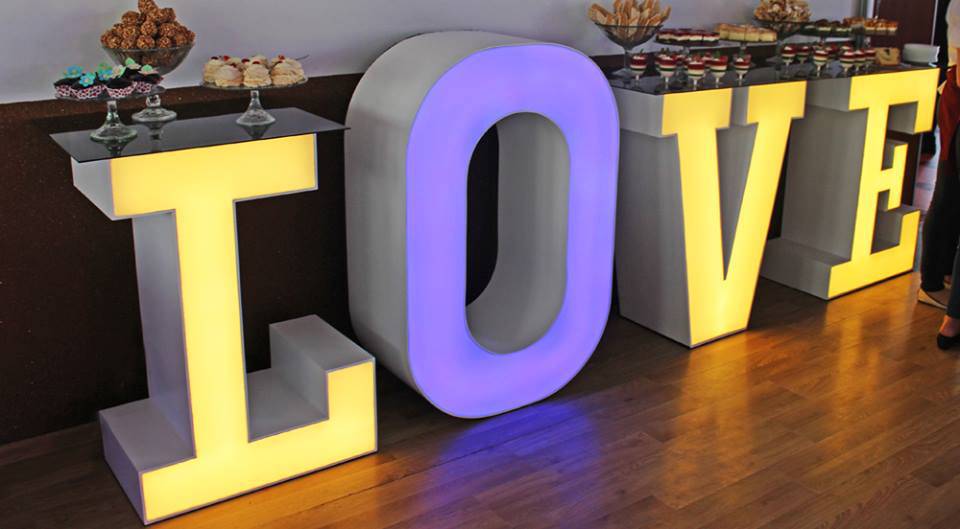 Lettres Love Lumineux Location-GP LOCO EVENEMENT