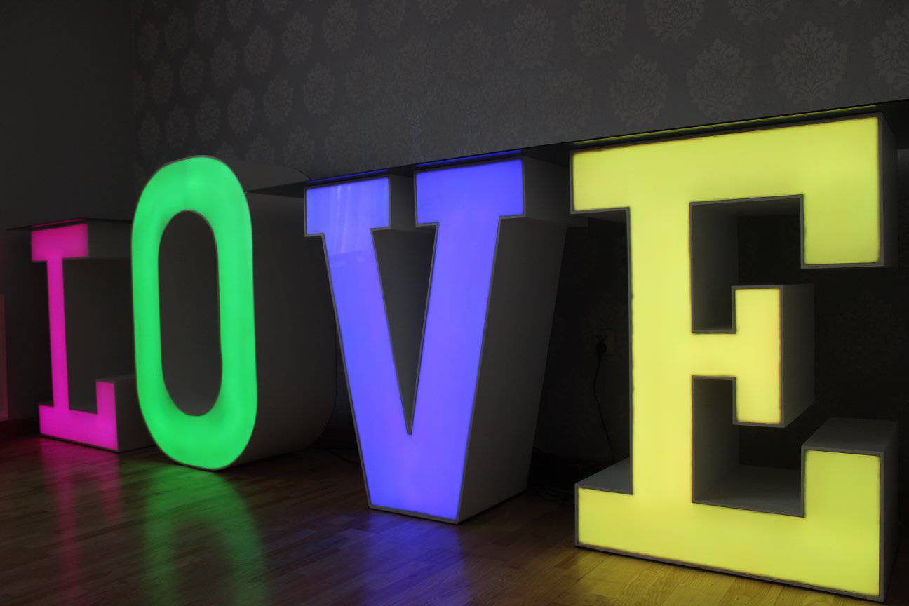 Lettres Love Lumineux Location-GP LOCO EVENEMENT