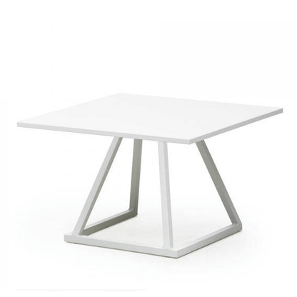Location Table Basse Linea 