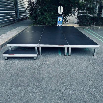 Location Scène 12m² Hauteur 40cm - GP LOCO EVENEMENT